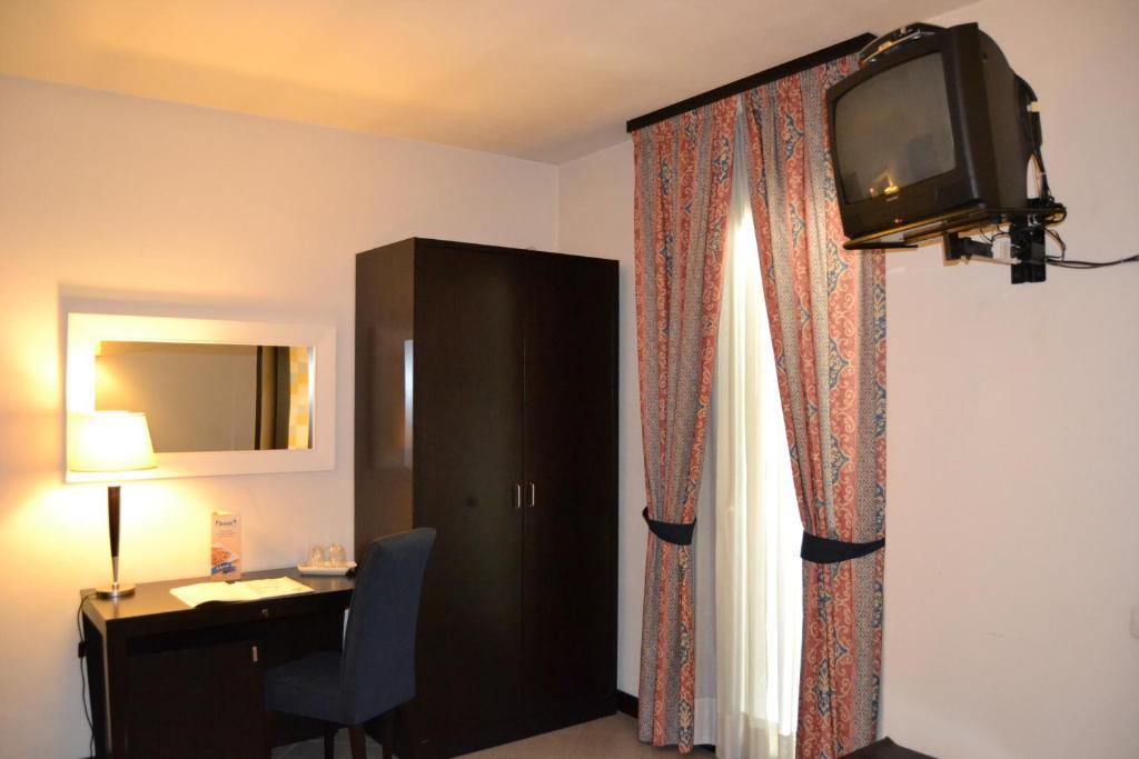 Hotel I' Fiorino Montelupo Fiorentino Chambre photo